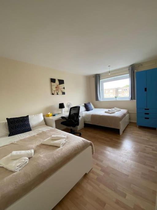 Comfy Entire Flat With City View Balcony In Regents Park, Camden, Central London Apartment ภายนอก รูปภาพ